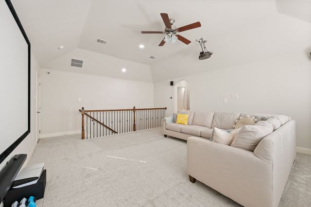 620 Bridgewater Road, Fort Worth, TX 76131