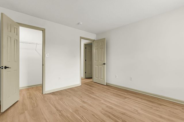 188 Midland Parkway Apt 423, Summerville, SC 29485