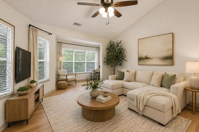 188 Midland Parkway Apt 423, Summerville, SC 29485