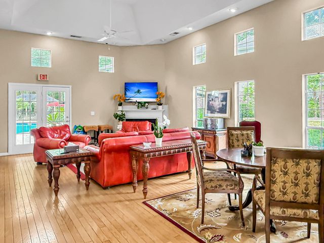188 Midland Parkway Apt 423, Summerville, SC 29485