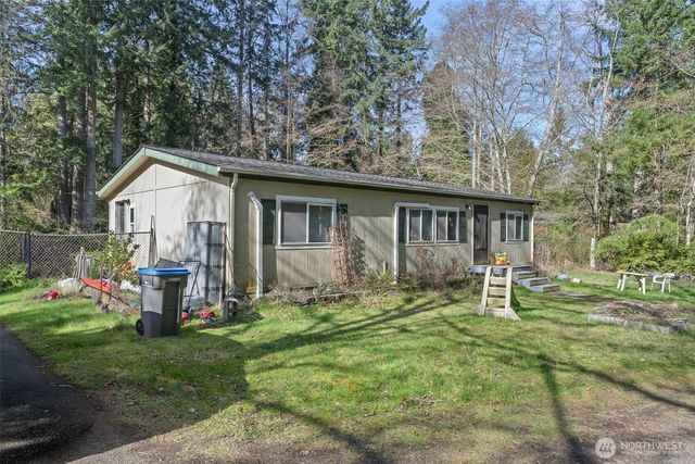 10030 NW Pioneer Road, Seabeck, WA 98380