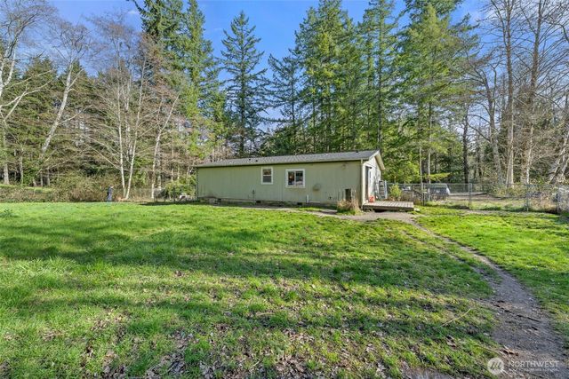 10030 NW Pioneer Road, Seabeck, WA 98380