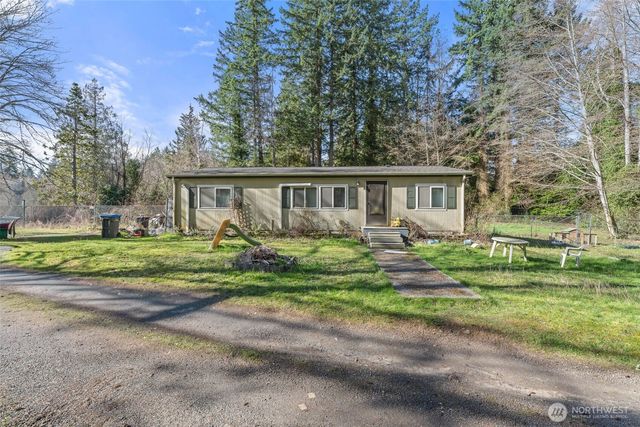 10030 NW Pioneer Road, Seabeck, WA 98380