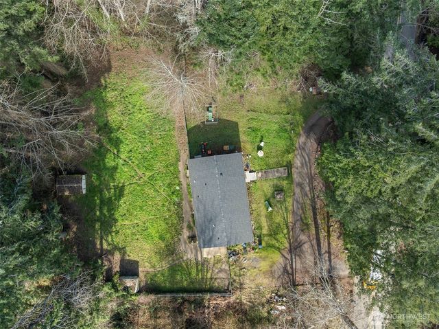 10030 NW Pioneer Road, Seabeck, WA 98380
