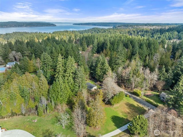 10030 NW Pioneer Road, Seabeck, WA 98380