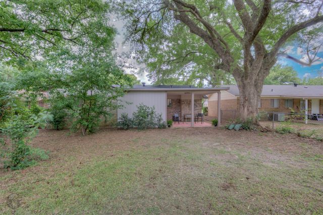 1915 Saturn Street, Bossier City, LA 71112