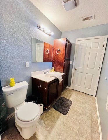708 E 6th Street, Sweeny, TX 77480