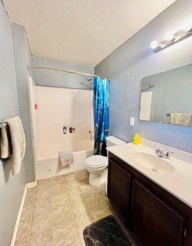 708 E 6th Street, Sweeny, TX 77480