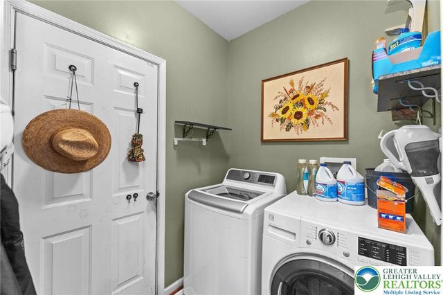 6991 Tuscany Drive, Lower Macungie Twp, PA 18062
