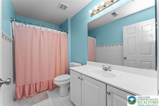6991 Tuscany Drive, Lower Macungie Twp, PA 18062