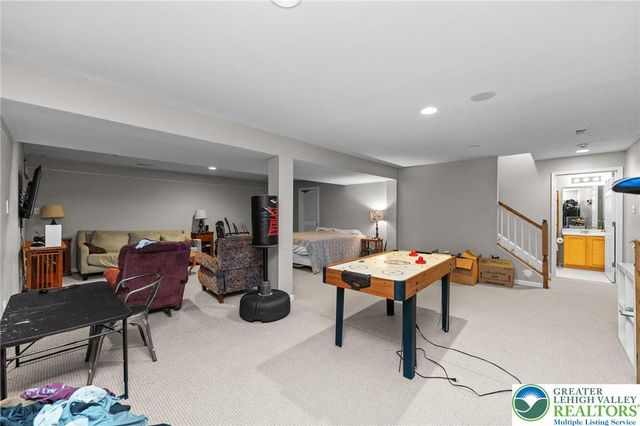 6991 Tuscany Drive, Lower Macungie Twp, PA 18062
