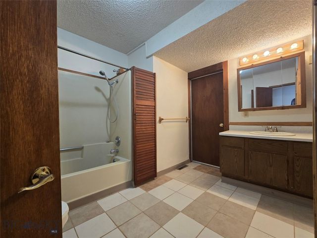 617 E Callender Street, Livingston, MT 59047