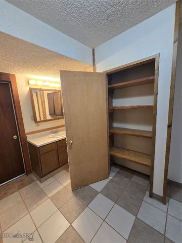 617 E Callender Street, Livingston, MT 59047