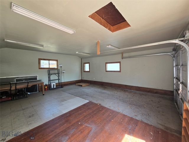 617 E Callender Street, Livingston, MT 59047