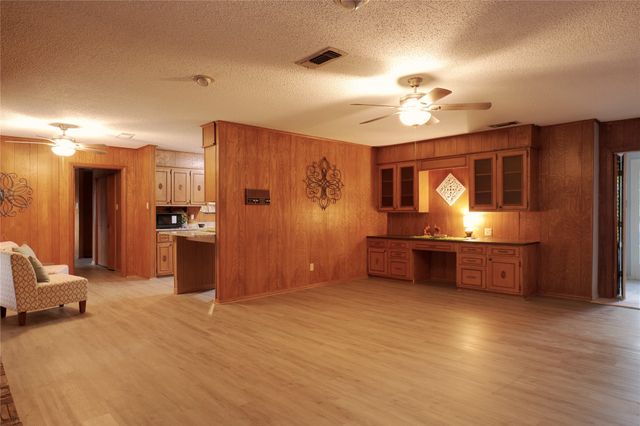 501 Como Street S, Sulphur Springs, TX 75482