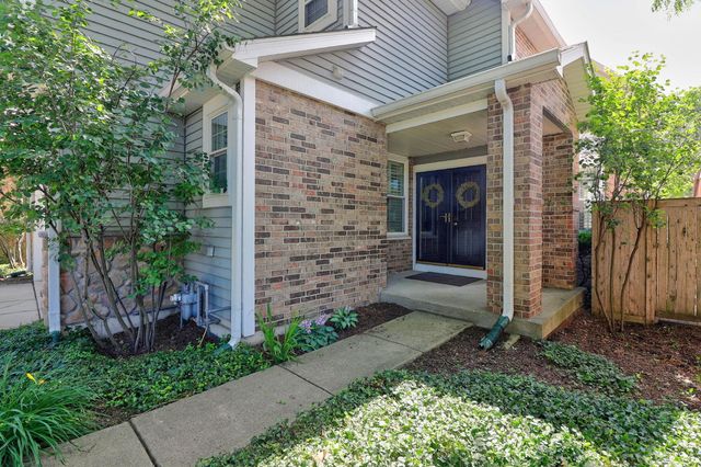 1702 Astor Avenue, Oakbrook Terrace, IL 60181