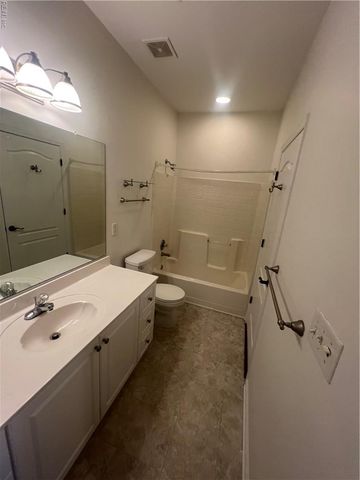 1020 Grand Oak LN, Virginia Beach, VA 23455