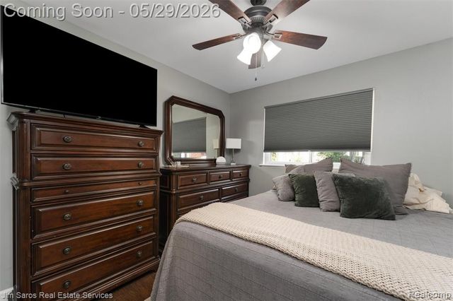 22801 Lake Boulevard, Saint Clair Shores, MI 48082