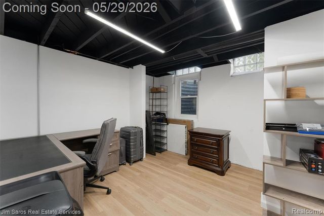 22801 Lake Boulevard, Saint Clair Shores, MI 48082