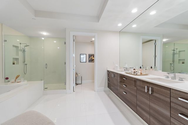 2720 Donald Ross Road 202, Palm Beach Gardens, FL 33410