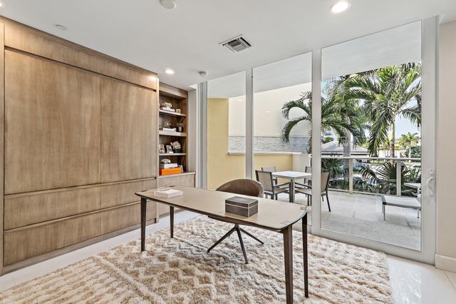 2720 Donald Ross Road 202, Palm Beach Gardens, FL 33410