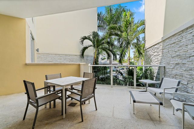 2720 Donald Ross Road 202, Palm Beach Gardens, FL 33410