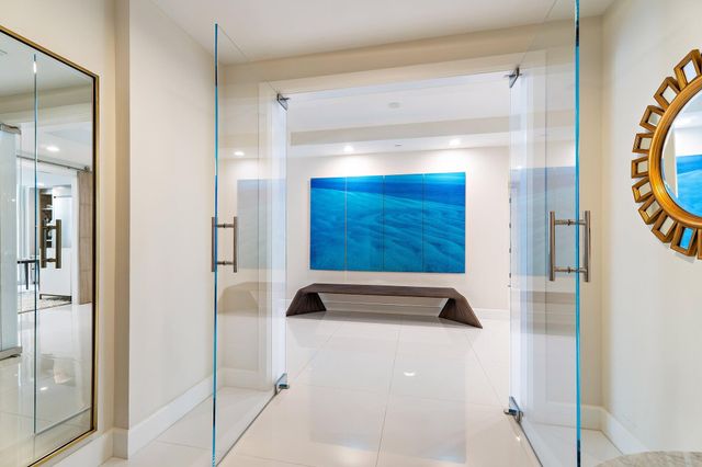 2720 Donald Ross Road 202, Palm Beach Gardens, FL 33410