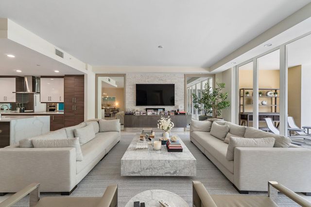 2720 Donald Ross Road 202, Palm Beach Gardens, FL 33410