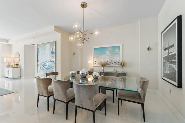 2720 Donald Ross Road 202, Palm Beach Gardens, FL 33410