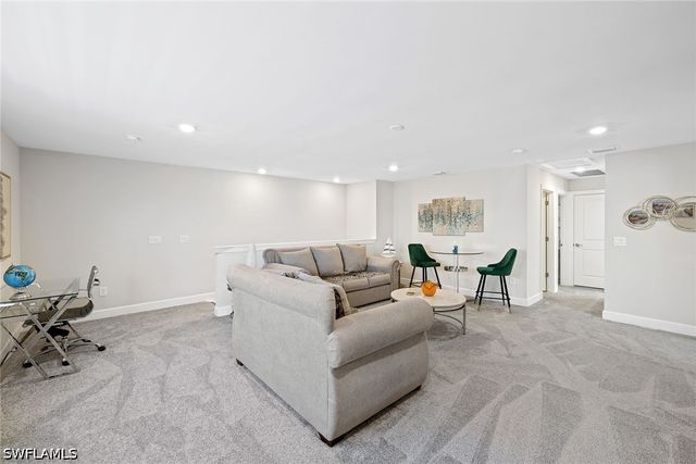 1973 Yellowfin CIR, Naples, FL 34114
