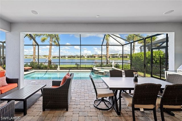 1973 Yellowfin CIR, Naples, FL 34114