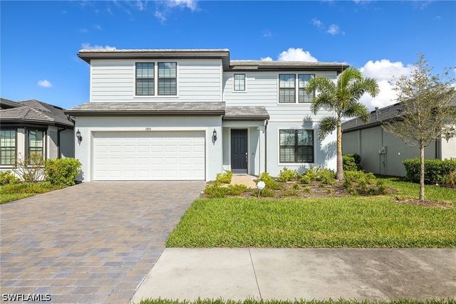 1973 Yellowfin CIR, Naples, FL 34114