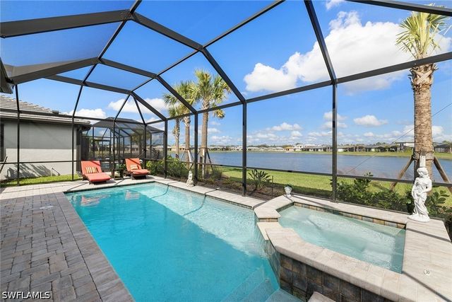 1973 Yellowfin CIR, Naples, FL 34114