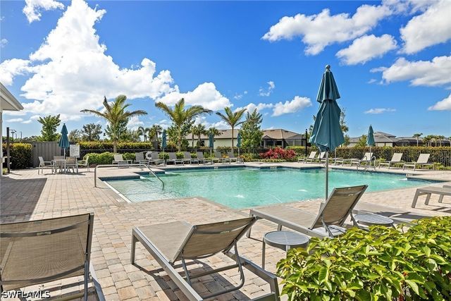 1973 Yellowfin CIR, Naples, FL 34114