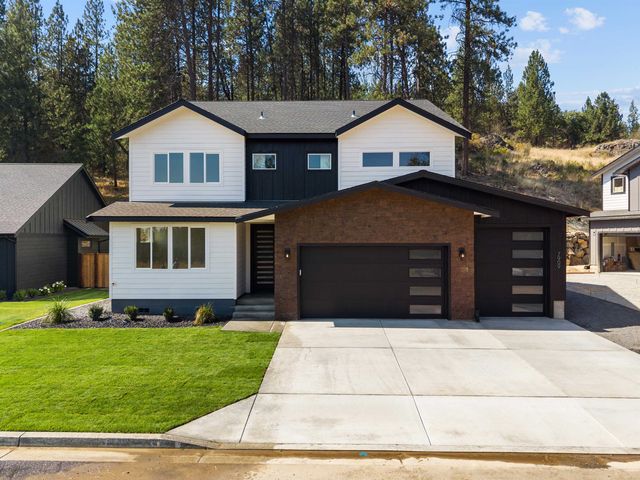 7909 N Jefferson Dr, Spokane, WA 99208 property photo