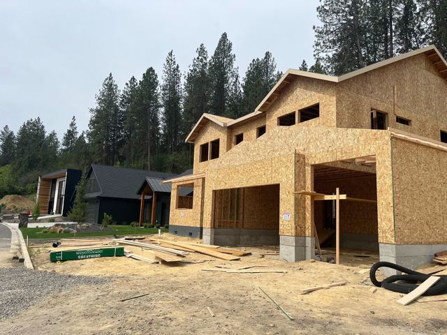 7909 N Jefferson Dr, Spokane, WA 99208