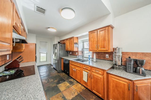 2147 San Simeon, Carrollton, TX 75006