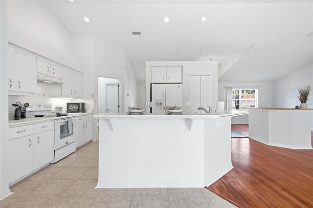 10 WARREN PLACE, Palm Coast, FL 32164