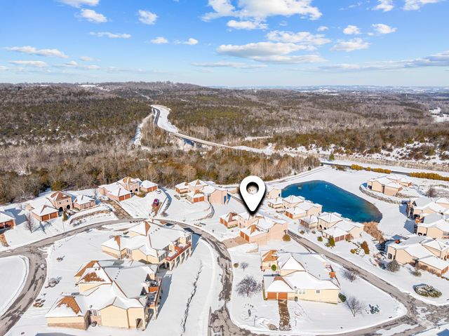 137 N Tuscany Drive, Hollister, MO 65672