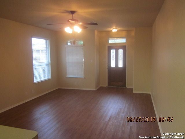 524 FOXFORD RUN DR, Schertz, TX 78108
