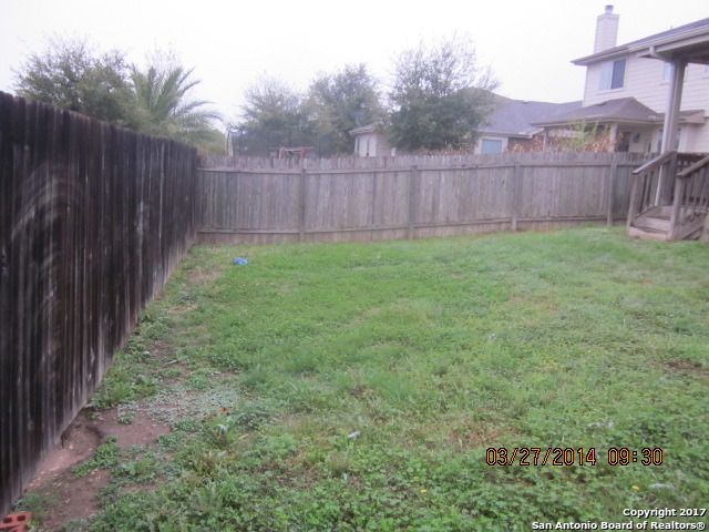 524 FOXFORD RUN DR, Schertz, TX 78108