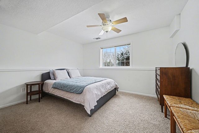 740 Heritage Lane, Belle Plaine, MN 56011