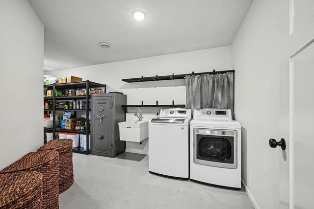 740 Heritage Lane, Belle Plaine, MN 56011