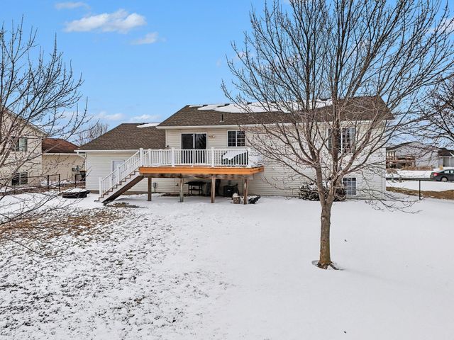 740 Heritage Lane, Belle Plaine, MN 56011