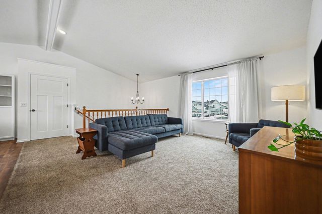 740 Heritage Lane, Belle Plaine, MN 56011