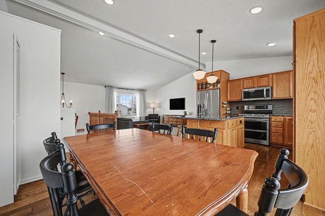 740 Heritage Lane, Belle Plaine, MN 56011