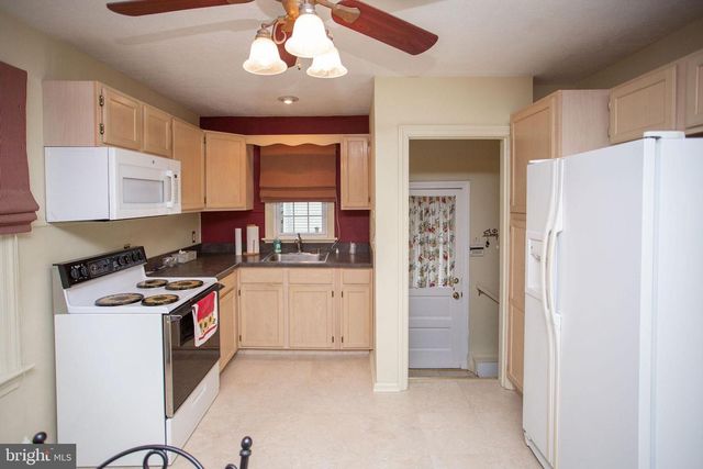 10 SCHOOL LN, Cherry Hill, NJ 08002