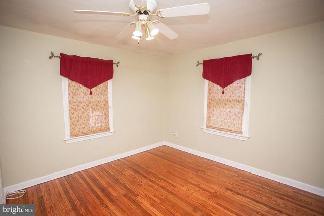 10 SCHOOL LN, Cherry Hill, NJ 08002
