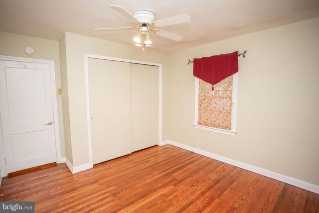 10 SCHOOL LN, Cherry Hill, NJ 08002