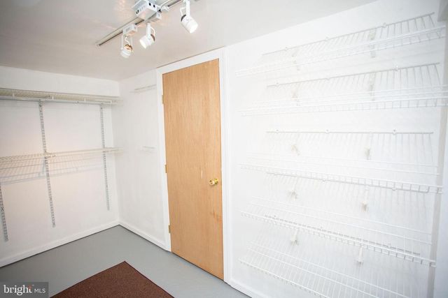 10 SCHOOL LN, Cherry Hill, NJ 08002